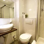 Hotel Loewen 3*