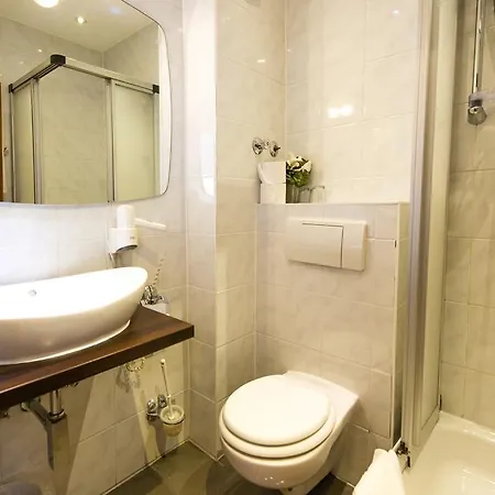Hotel Löwen 3*