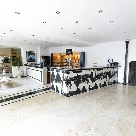 洛文酒店 3* 奥芬巴赫