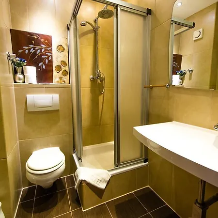 Lowen 3* Offenbach am Main