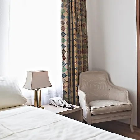 Lowen 3* Offenbach am Main