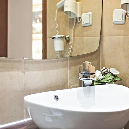 Otel Loewen Offenbach am Main